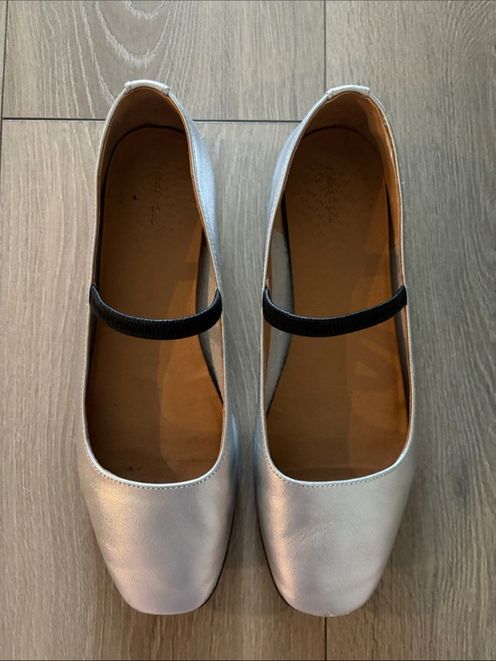 Madewell Shoes - Madewell The Greta Ballet Flat in size 8